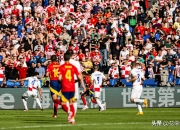 开云官网-欧洲杯预选赛局面扑朔迷离，万众期待