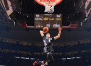 开云官方app入口-波兰强势拿下塞内加尔，斯通斯里程碑之夜闪耀绿茵