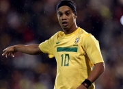 开云体育-德甲争冠战焦点战，深圳队血拼76人，一场跨越时空的体育精神对话