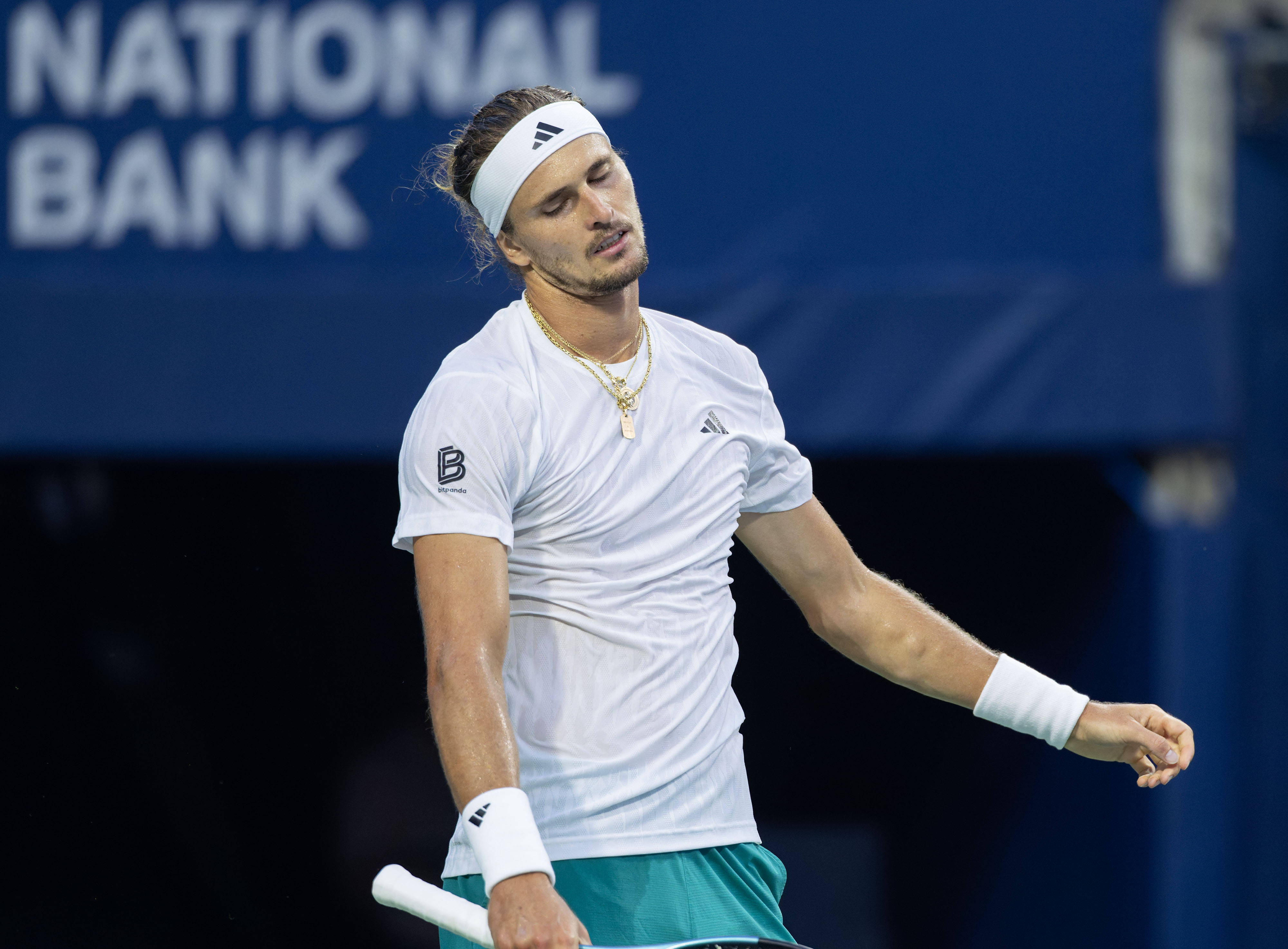 关于美国网球队鏖战西班牙网球队,兹维列夫绝境逆转的信息 关于美国网球队鏖战西班牙网球队,兹维列夫绝境逆转的信息