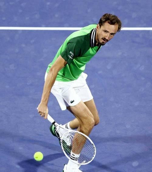 包含美国网球队绝杀西班牙网球队，穆雷绝境逆转的词条