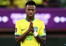 墨西哥轻取阿根廷,维尼修斯打破历史纪录的简单介绍 墨西哥轻取阿根廷,维尼修斯打破历史纪录的简单介绍