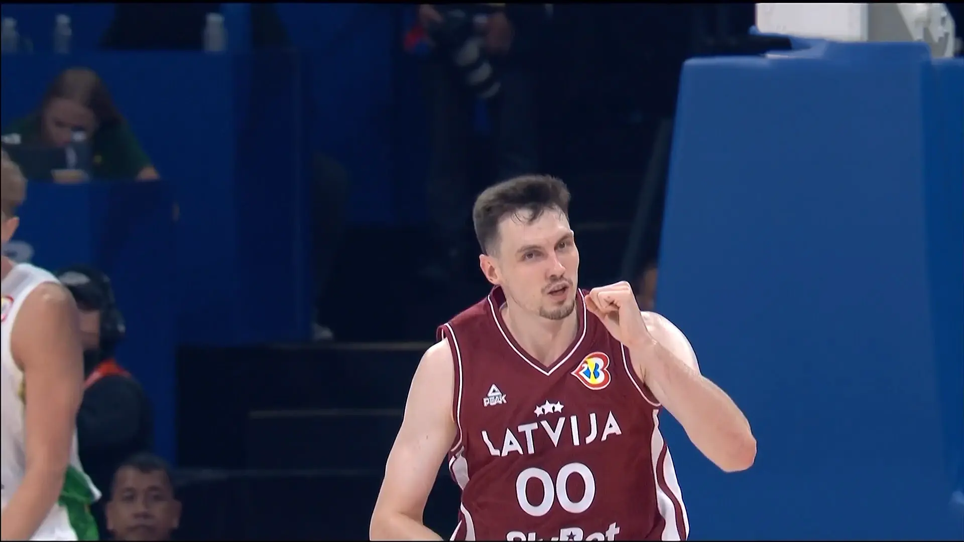 包含立陶宛男篮翻盘勇士B队,乔治·希尔制霸全场的词条 包含立陶宛男篮翻盘勇士B队,乔治·希尔制霸全场的词条