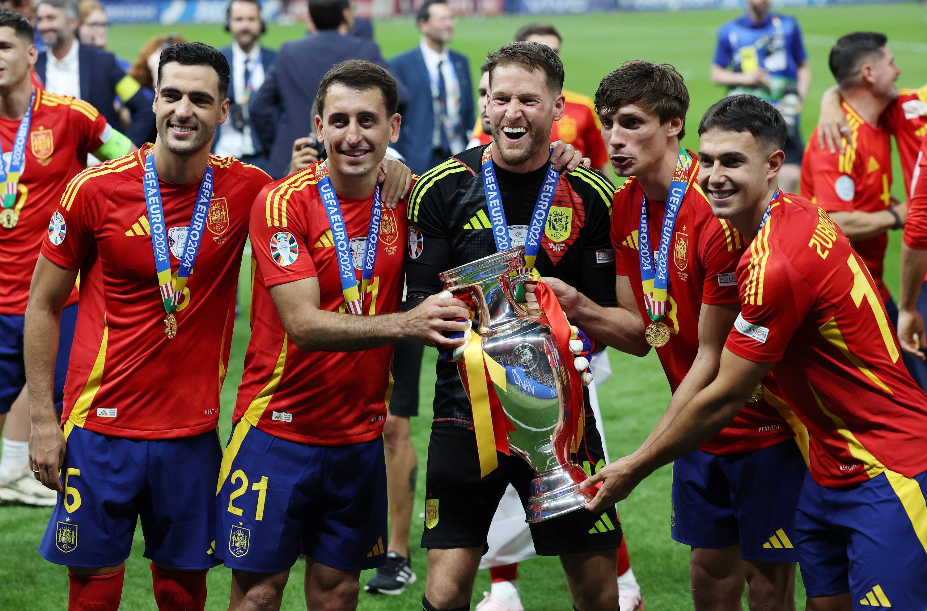 包含欧洲俱乐部队伍在外国比赛中破格的词条 包含欧洲俱乐部队伍在外国比赛中破格的词条