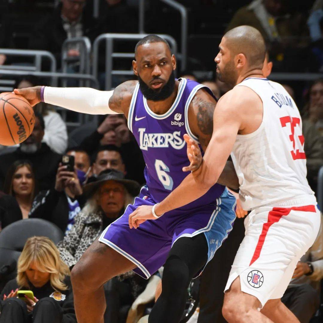 湖南队主场告负,球员们深感抱歉的简单介绍 湖南队主场告负,球员们深感抱歉的简单介绍