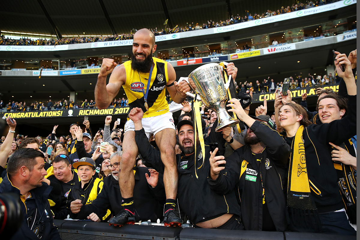 戴维斯杯完胜拉沃尔杯，辛纳带队取胜的简单介绍