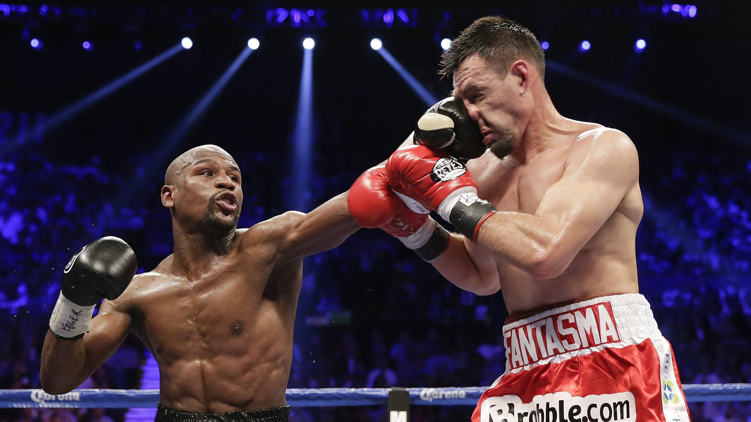 太阳力克湖人，杜兰特防守端锁死对手，诠释现代篮球攻防一体新定义